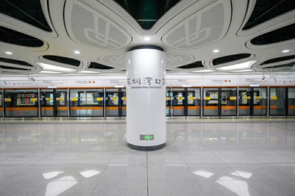 深圳地铁13号线开通，深圳湾往返香港跨境巴士延长服务时间